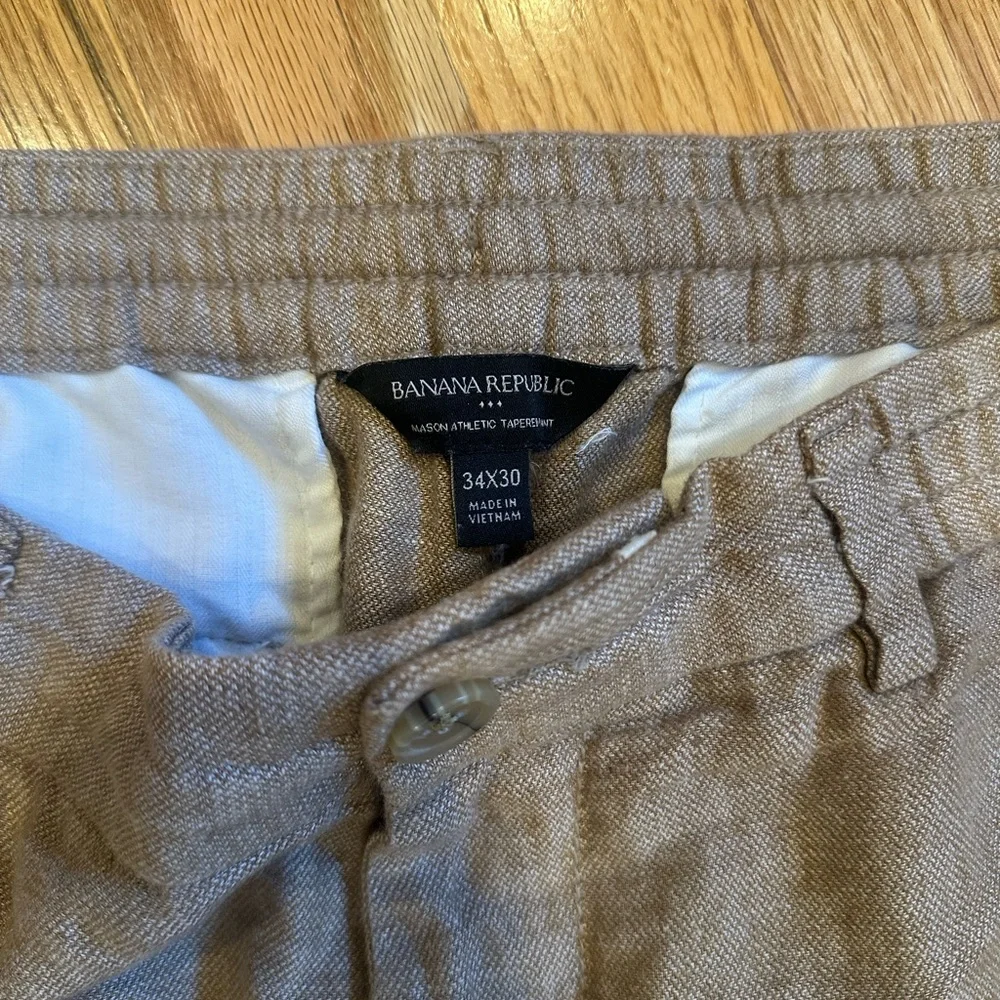 Banana Republic Athletic Linen-Blend Pant